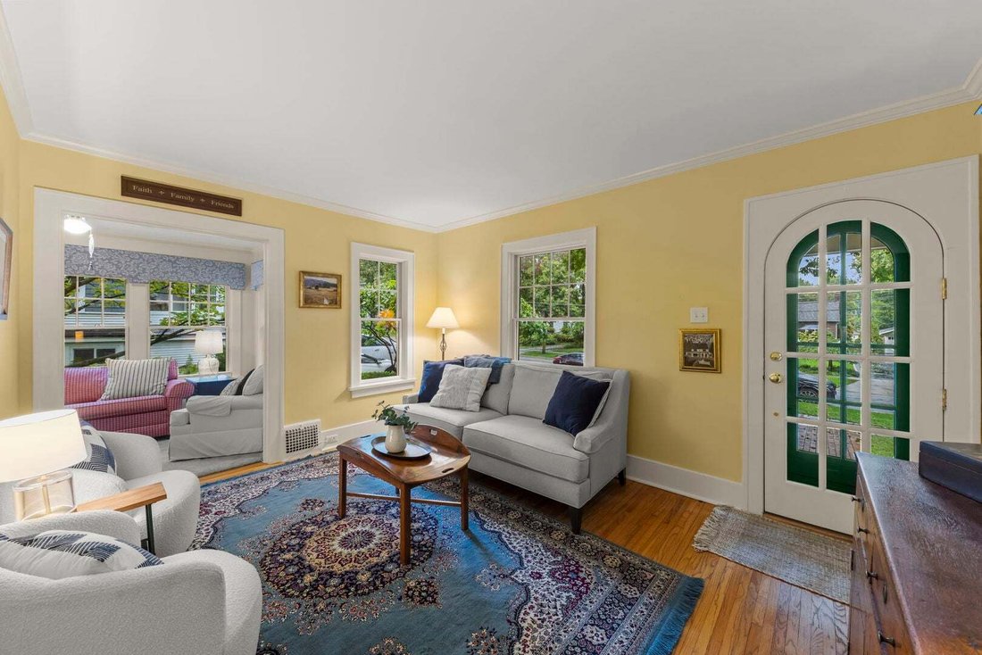 House in Glen Ellyn, Illinois, United States 4 - 19024048