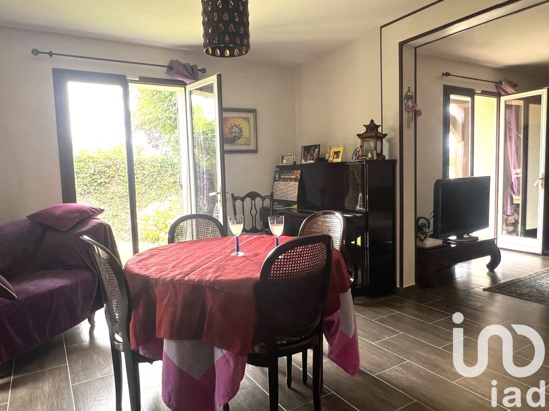 House in Villers-Saint-Frambourg, Villers-Saint-Frambourg-Ognon, France 3 - 19028792