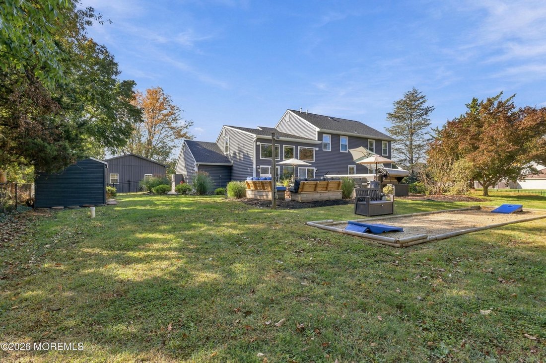 House in Freehold Township, New Jersey, United States 4 - 19032406