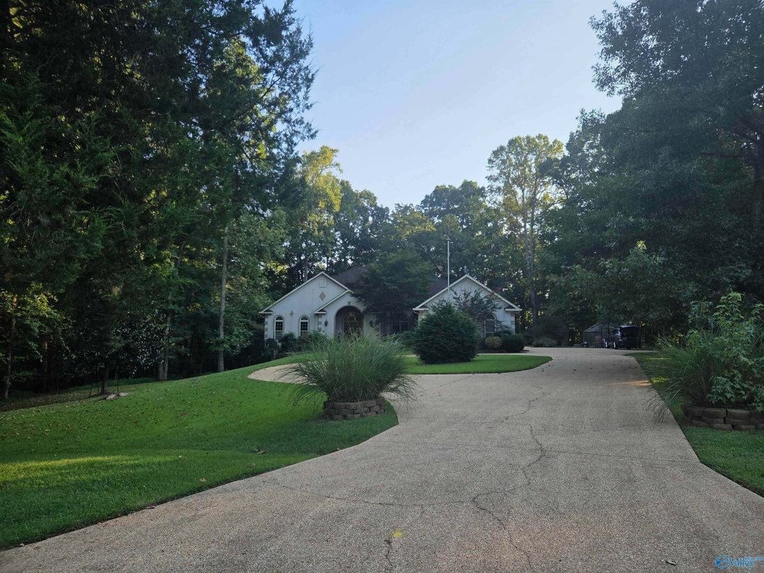 House in Elkmont, Alabama, United States 3 - 19026862