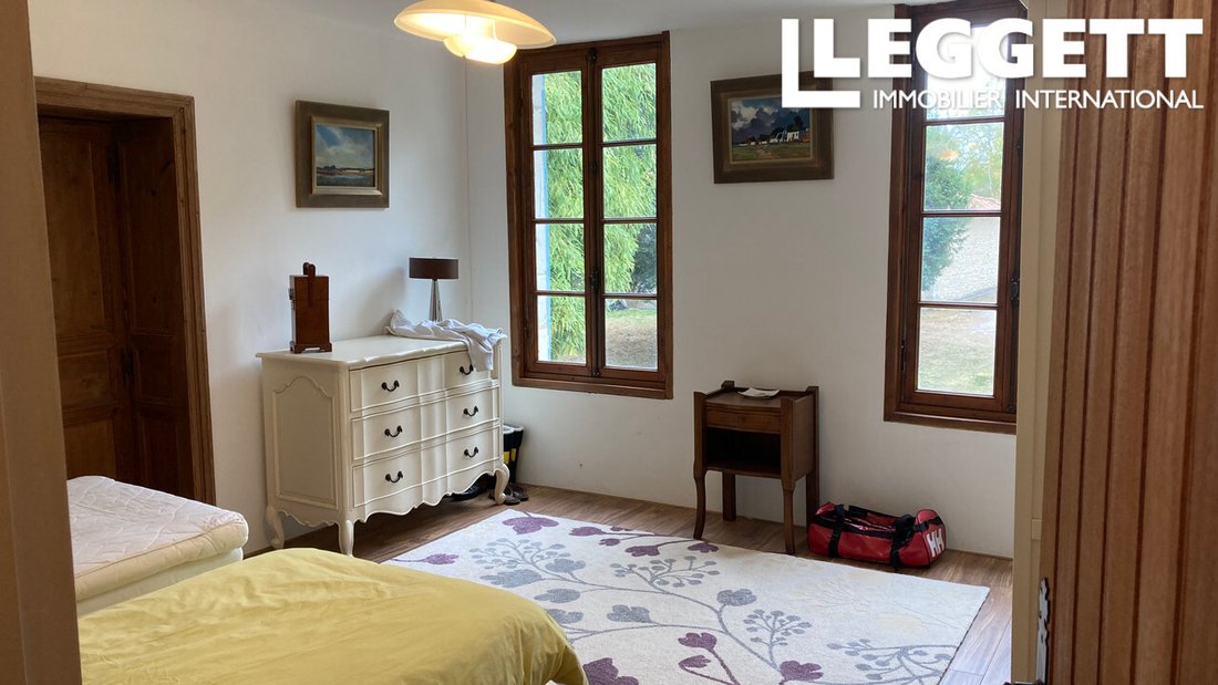 Casa a San Hilaire, Barbezieux-Saint-Hilaire, Francia 5 - 12322626