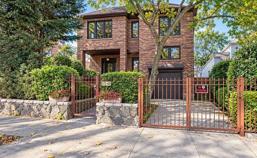 House in New York, New York, United States 1