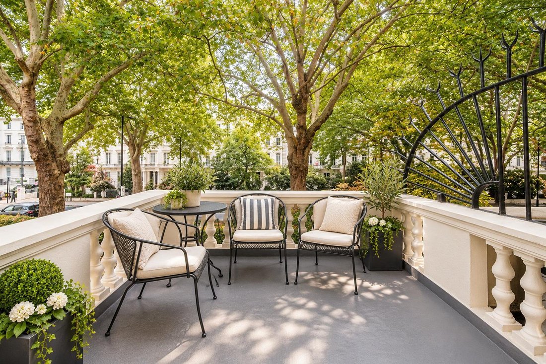 Apartment in Hyde Park, Westminster, England 2 - 19022997