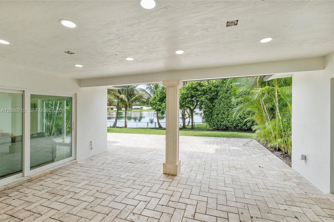 House in Miami Lakes, Florida, United States 3 - 19024973