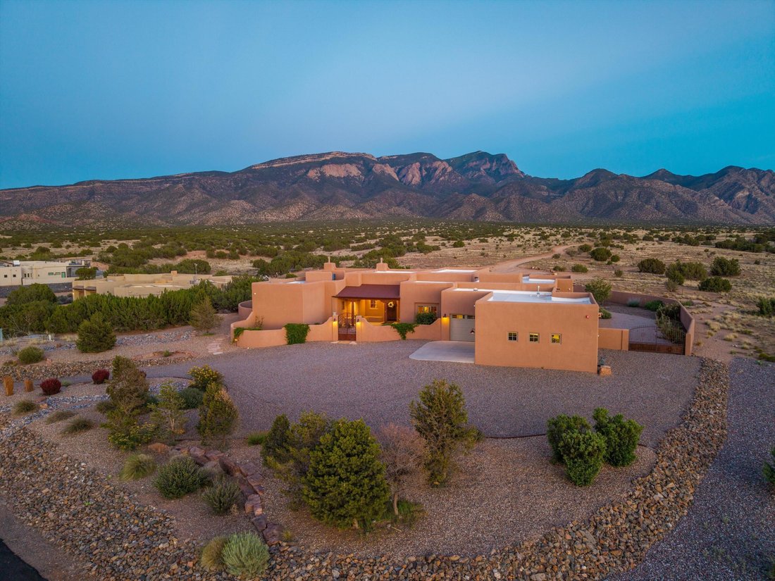House in Placitas, New Mexico, United States 3 - 19026873