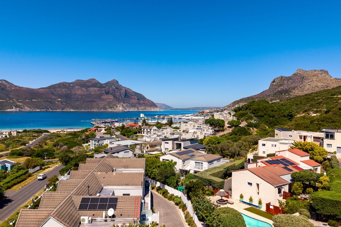 Country House in Hout Bay, South Peninsula, Cape Town 2 - 19033855