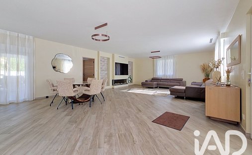 House in Nord Est, Rethel, France 1