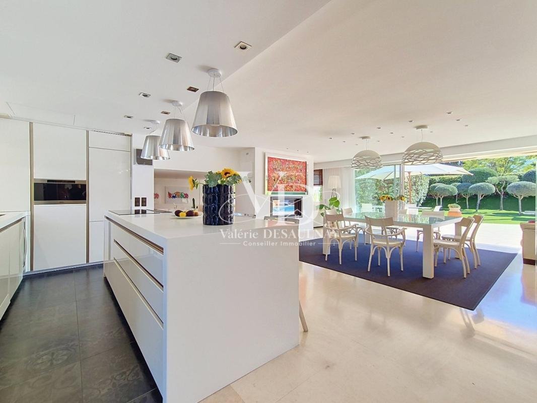 House in Route de Grasse, Villeneuve-Loubet, France 5 - 19025279