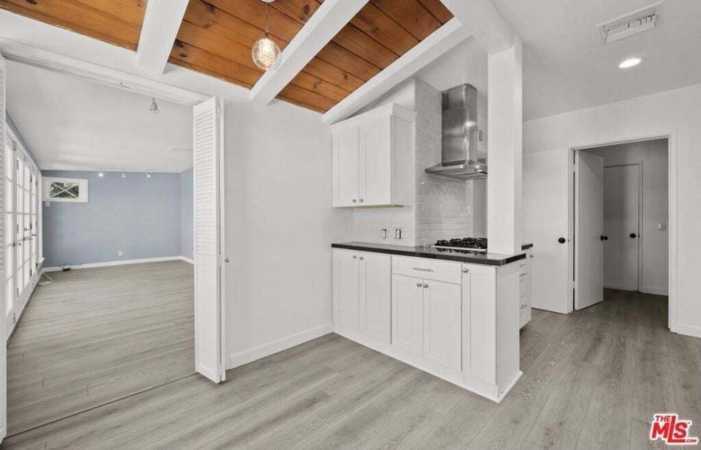 House in Los Angeles, California, United States 5 - 19030676