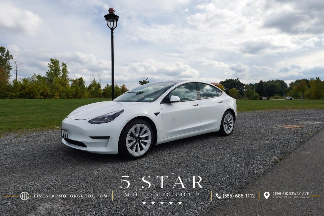 Sedan in Rochester, NY, United States 1 - 19025873