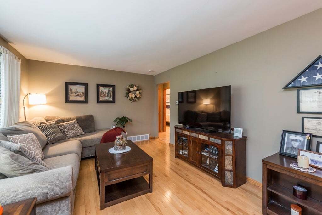 House in Bristol, Wisconsin, United States 4 - 19024085