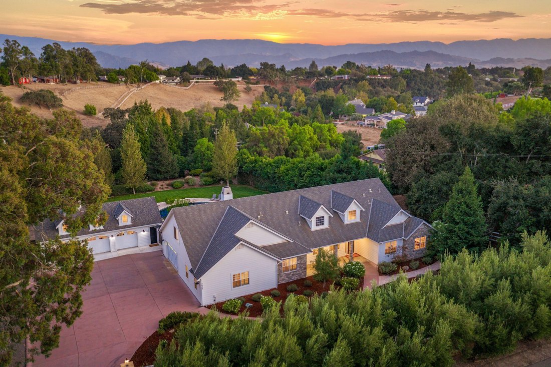 House in Solvang, California, United States 2 - 19026867
