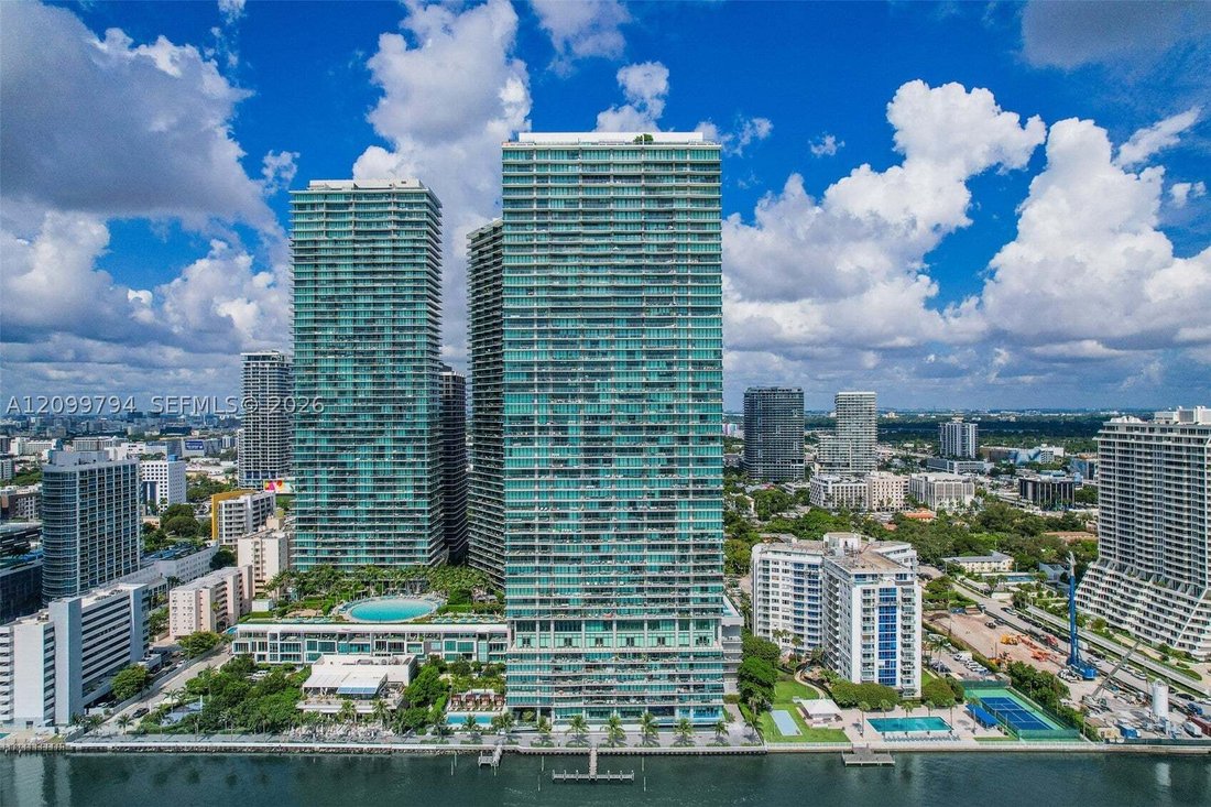 Condo in Miami, Florida, United States 1 - 19023375