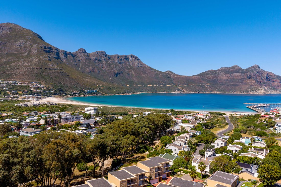 Country House in Hout Bay, South Peninsula, Cape Town 4 - 19033855