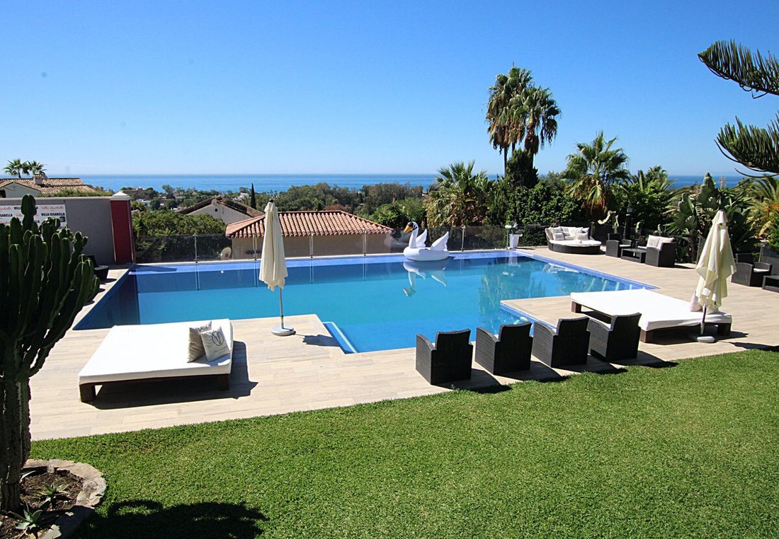 Villa in Elviria-Cabopino, Marbella, Spanien 3 - 12295840