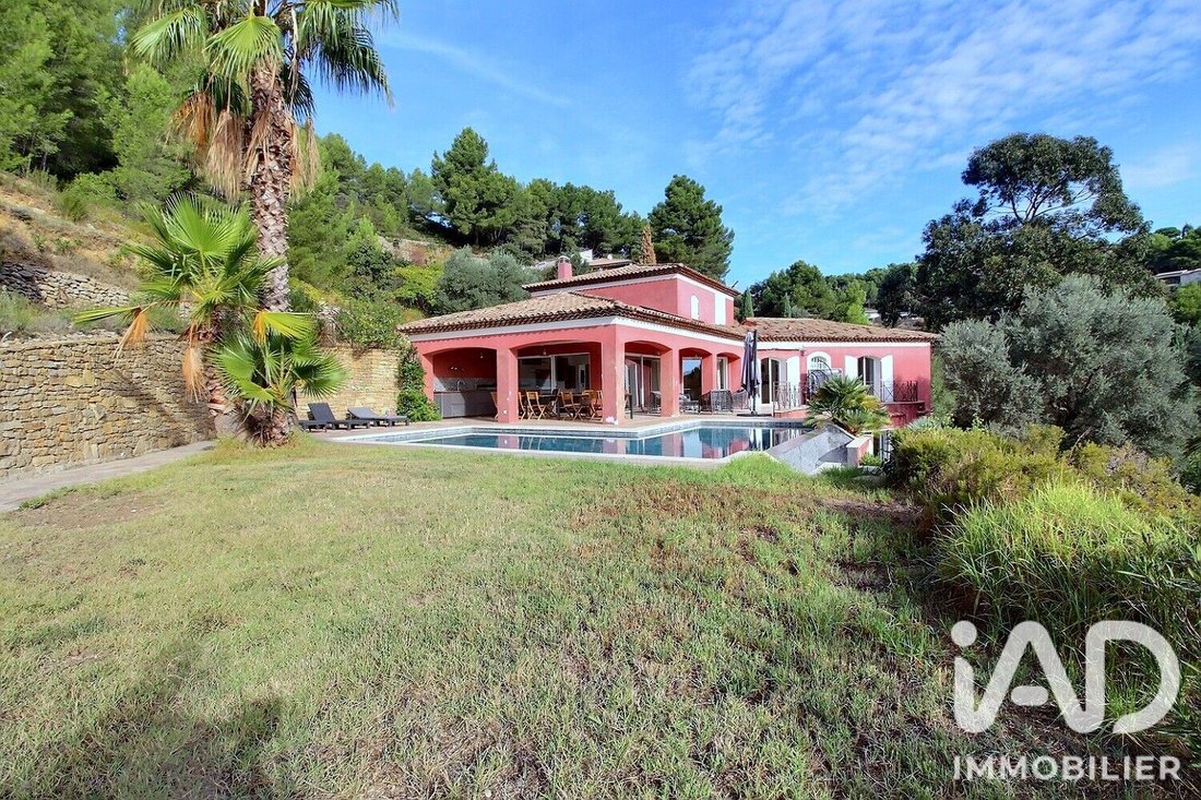 House in La Cadiere-d'Azur, Provence-Alpes-Côte d'Azur, France 1 - 19028732