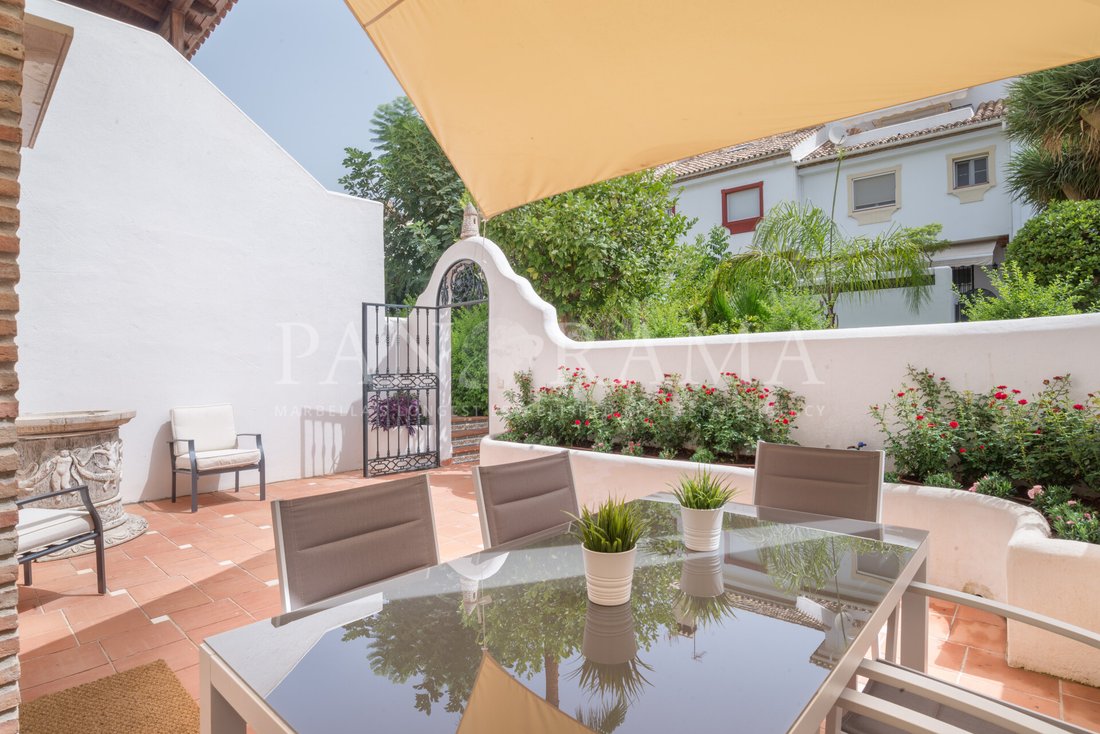 Townhouse in Marbella, Andalusia, Spain 3 - 19020787