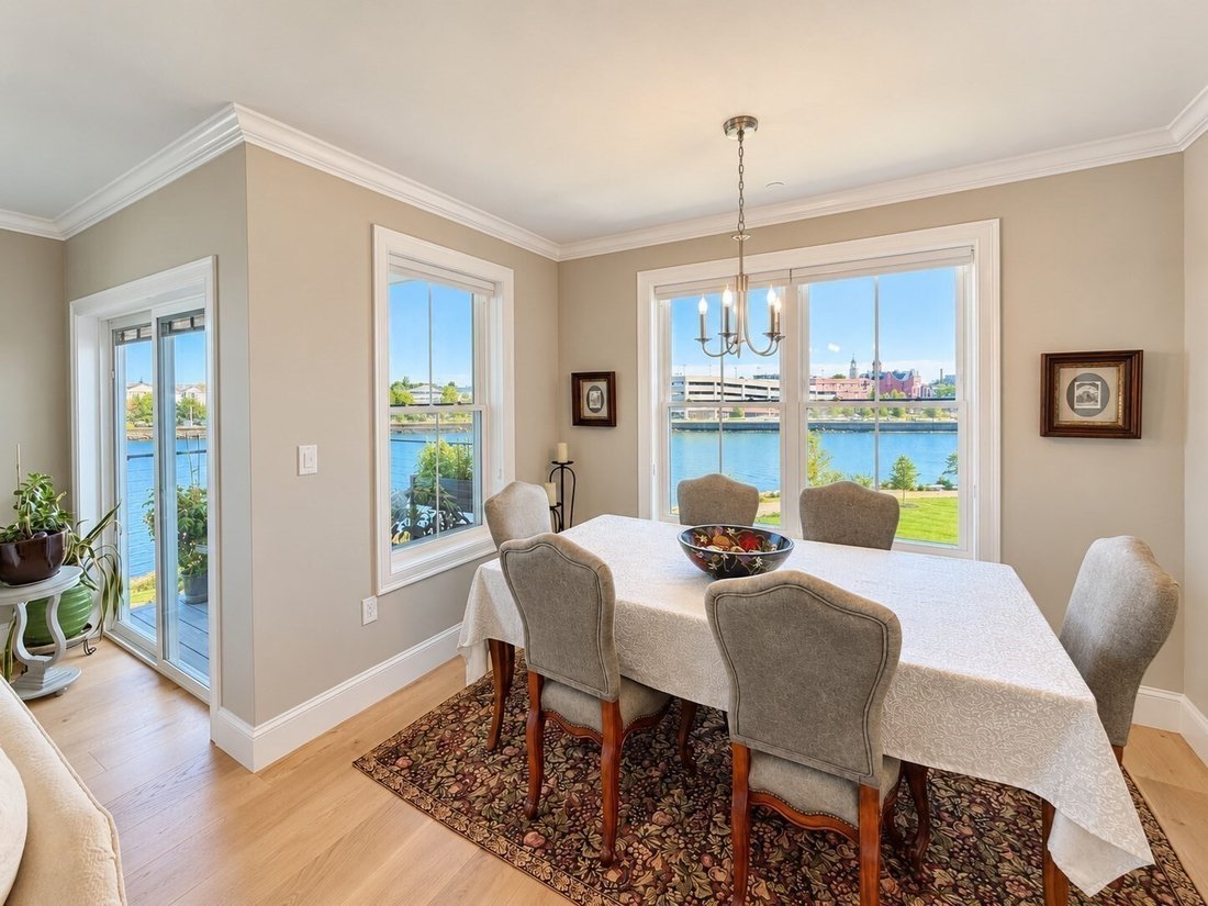 Condo in Salem, Massachusetts, United States 5 - 19033335