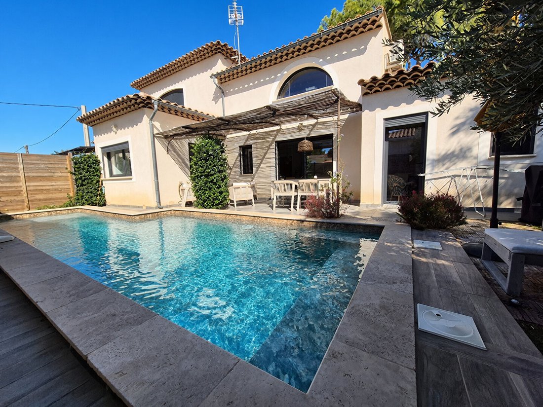 Villa in Six-Fours les Plages, Provence-Alpes-Côte d'Azur, Frankreich 2 - 18927647