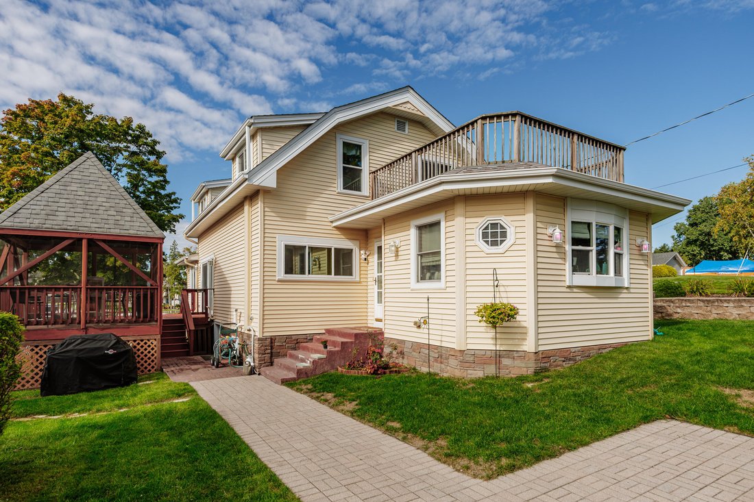 House in Muskego, Wisconsin, United States 5 - 19026506
