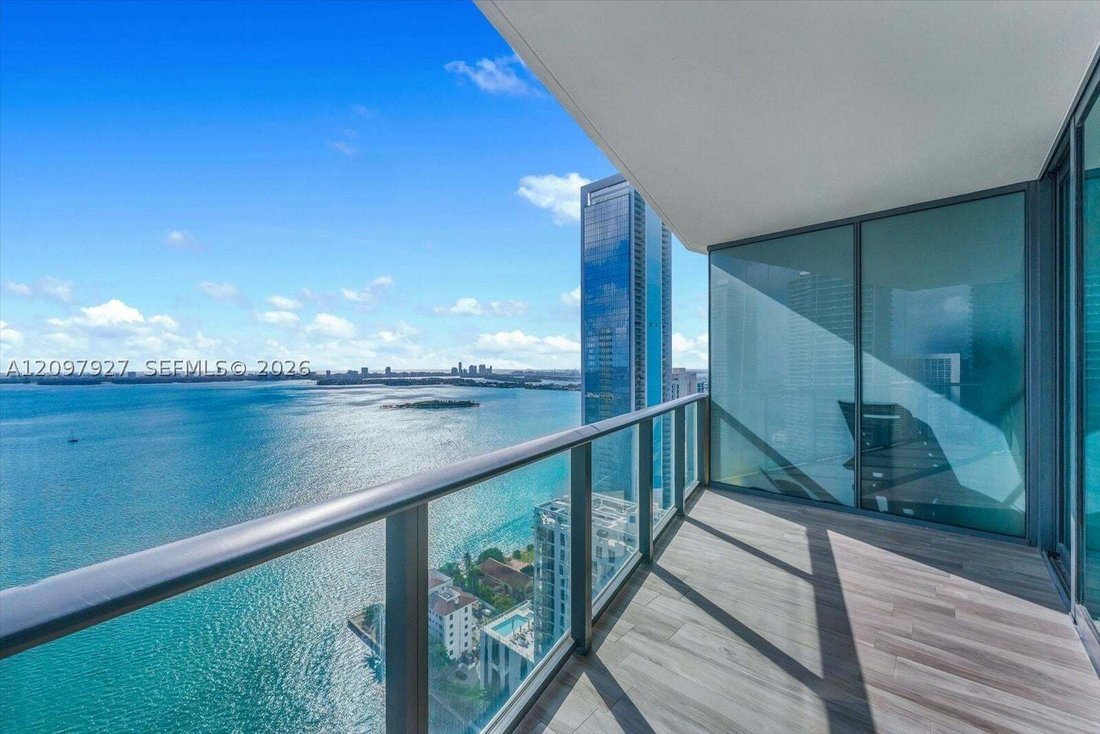 Condo in Miami, Florida, United States 4 - 19020365