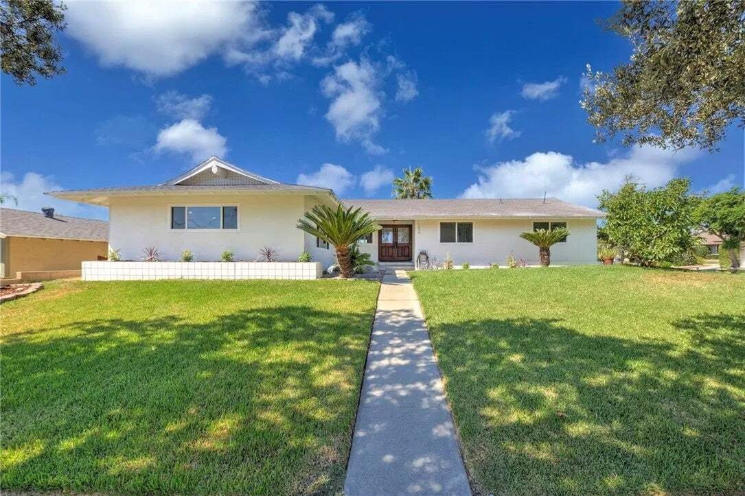 House in Claremont, California, United States 1 - 19024459