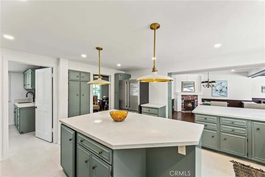 House in Signal Hill, California, United States 4 - 19027022