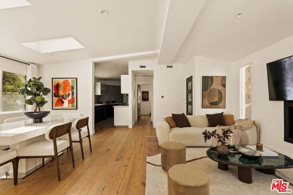 House in Los Angeles, California, United States 3 - 19023166