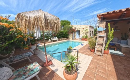 Villa a Chiclana de la Frontera, Andalusia, Spagna 1