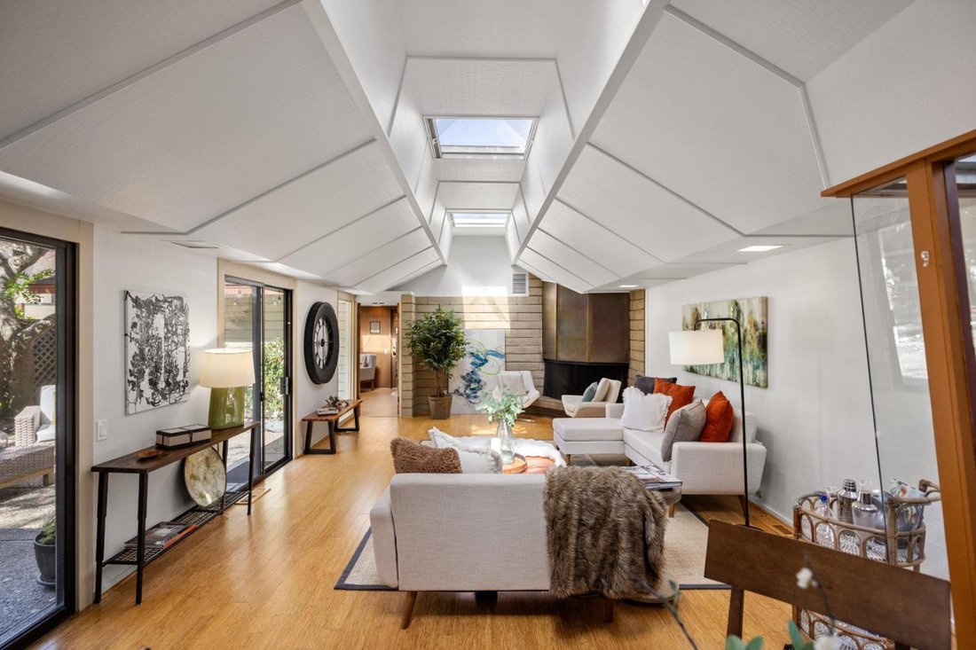 House in Carmel-by-the-Sea, California, United States 2 - 19030670