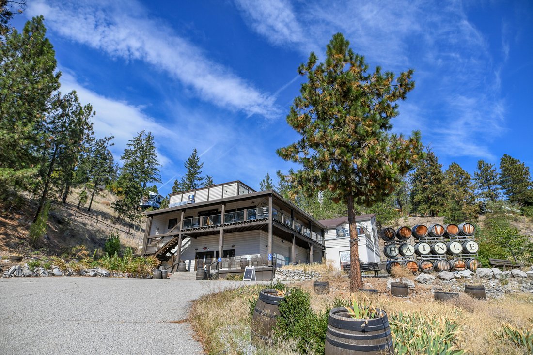 Peachland, British Columbia, Canada 2 - 19022062