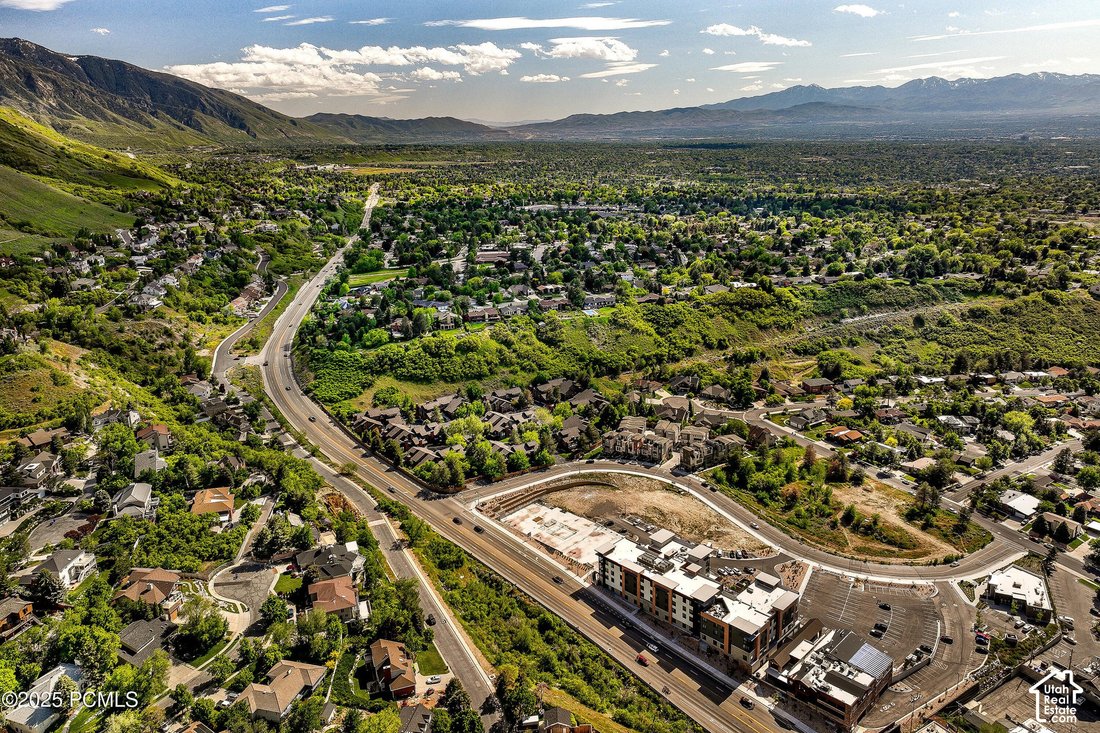 House in Cottonwood Heights, Utah, United States 2 - 19023950
