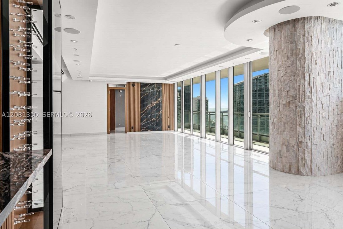 Condo in Miami, Florida, United States 4 - 19020334