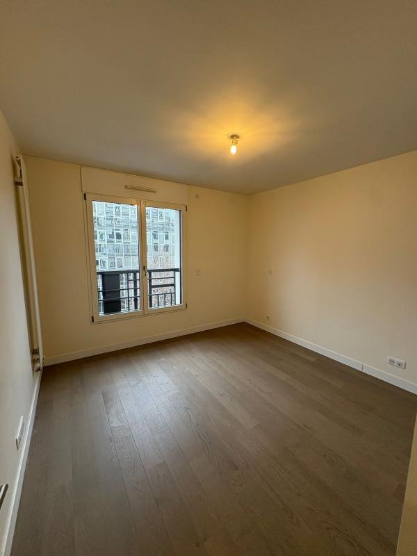 Apartment in Hôtel de Ville-Planchette, Levallois-Perret, France 3 - 19021714