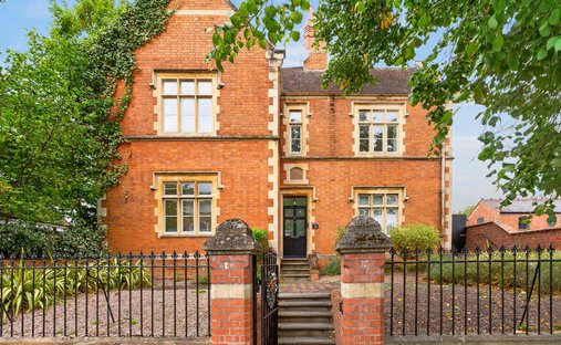 House in Leamington Spa, England 1