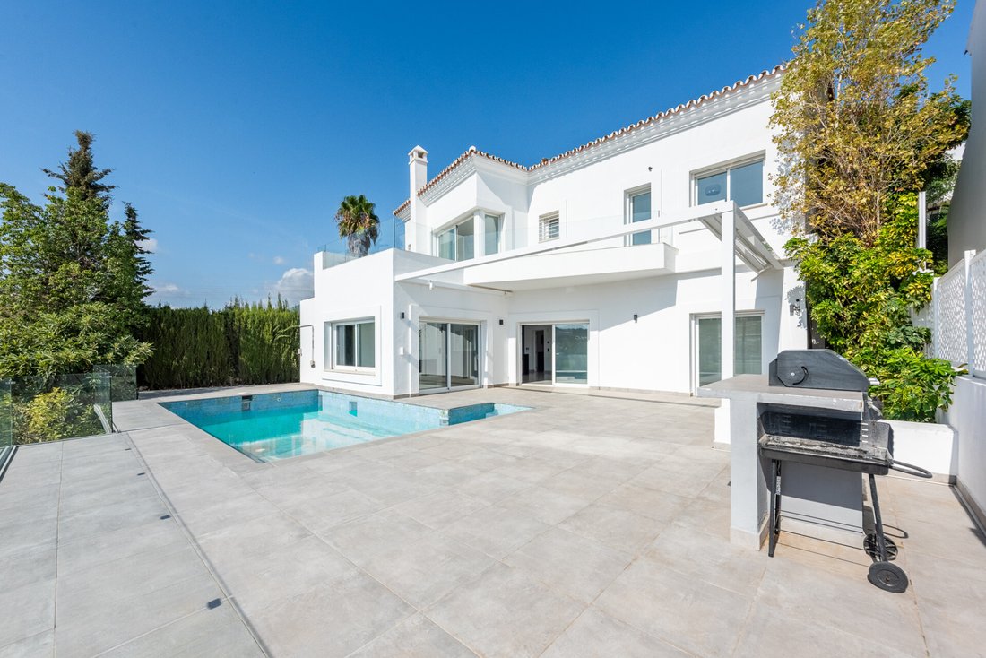 Villa in Benahavis, Andalusia, Spain 1 - 19027994