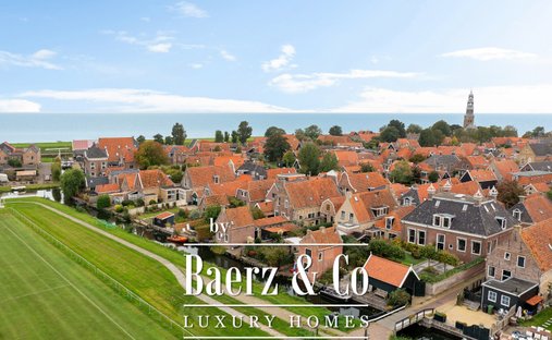 Townhouse in Hindeloopen, Friesland, Netherlands 1