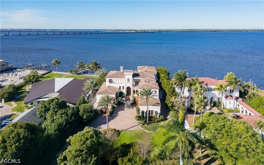 House in Fort Myers, Florida, United States 1 - 19031757
