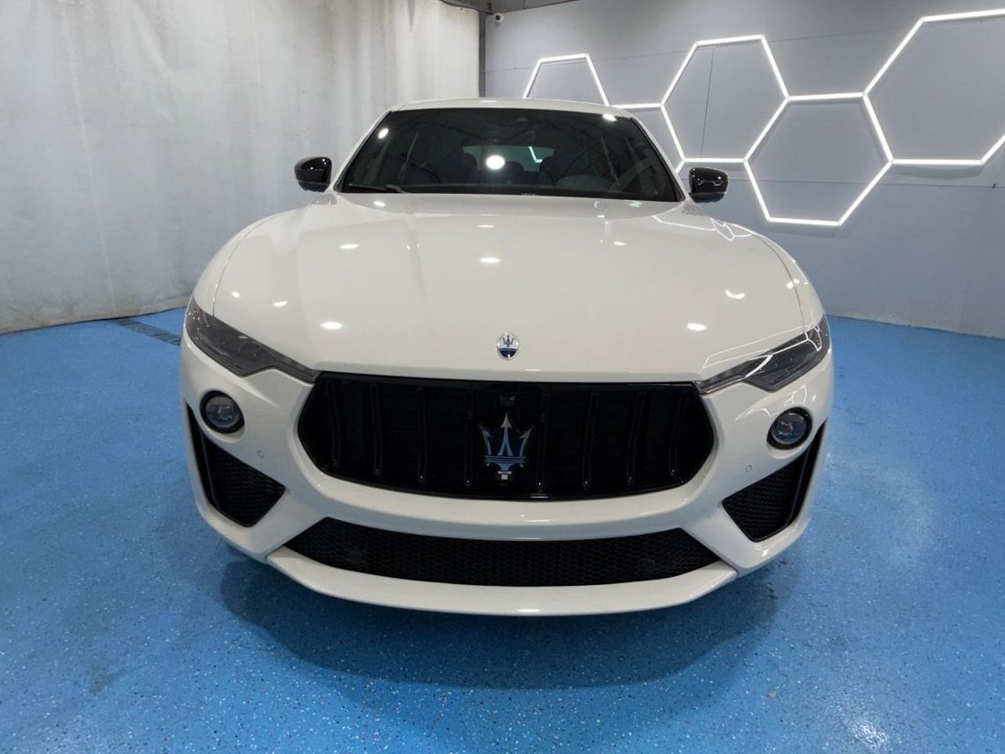 Suv in Bensenville, IL, United States 4 - 19031352
