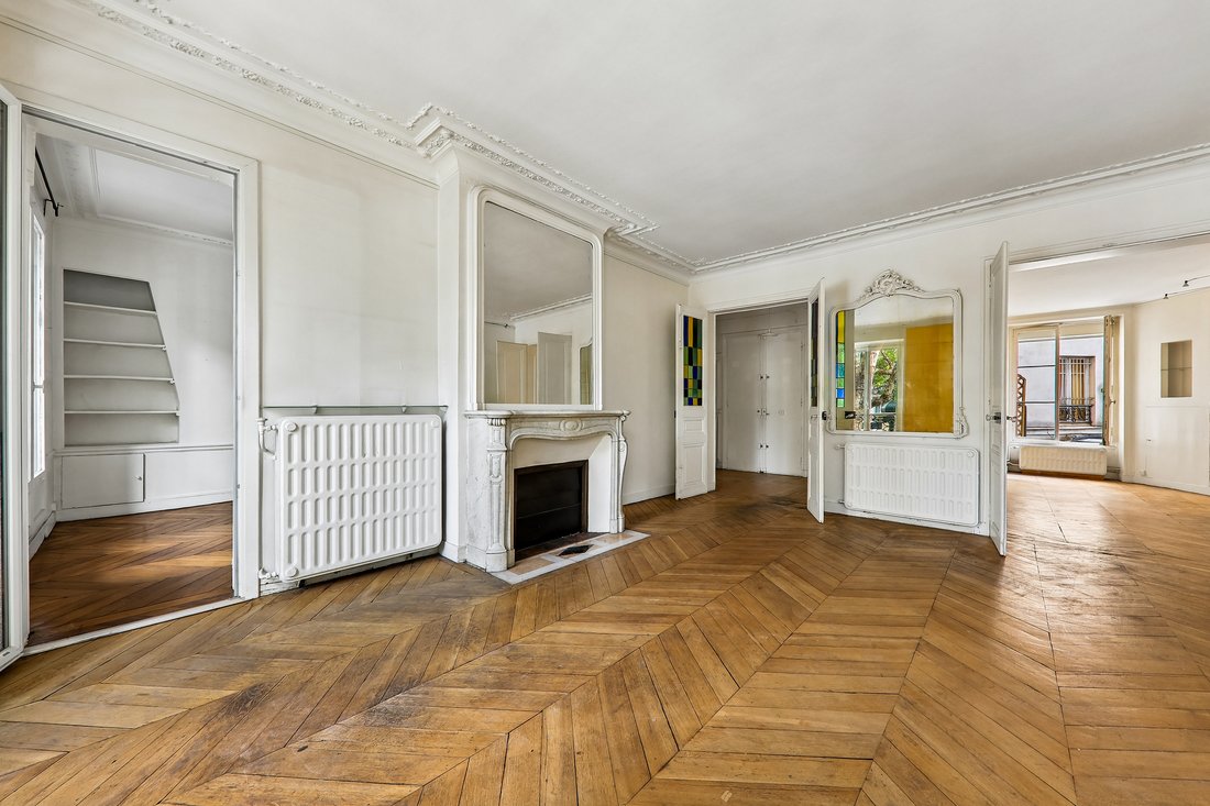 Appartamento a Porte Saint Denis-Paradis, Paris 10e Arrondissement, Parigi 4 - 19021632