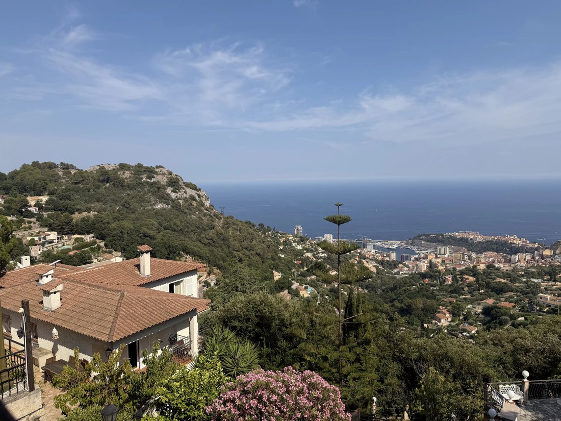 Villa in La Turbie, Provence-Alpes-Côte d'Azur, France 1 - 19029598