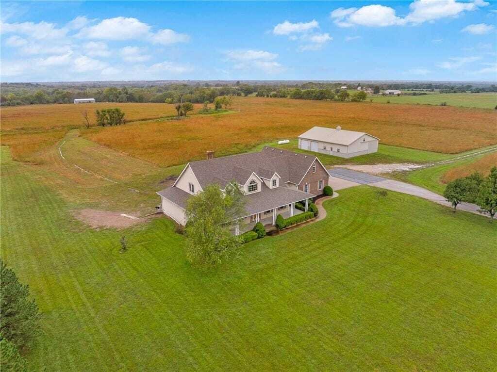 House in Ottawa, Kansas, United States 2 - 19031753