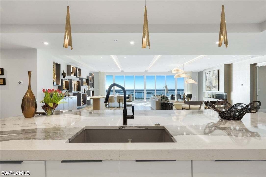 Condo in Bonita Springs, Florida, United States 2 - 19029152