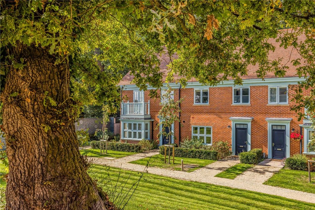 House in Midhurst, England 2 - 19027099
