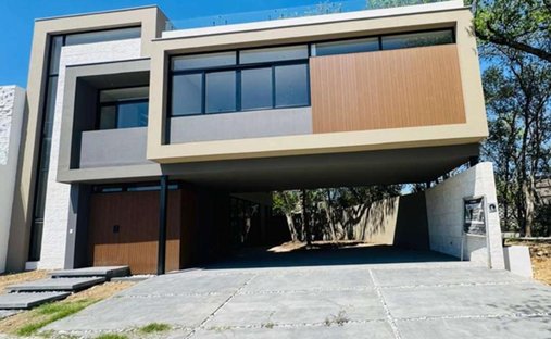 House in Santiago, Nuevo Leon, Mexico 1