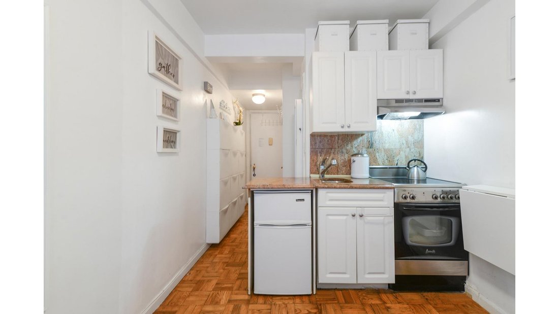 New York, New York, United States 5 - 19025000