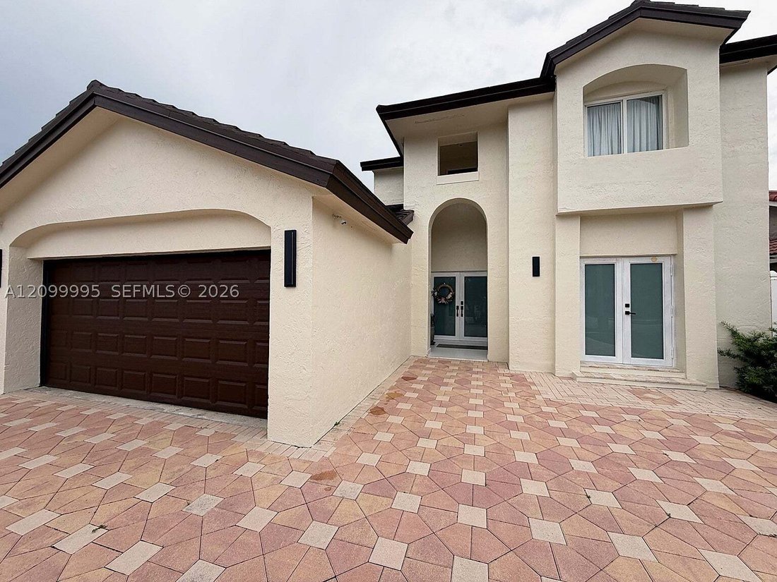 House in West Miami, Florida, United States 1 - 19027123