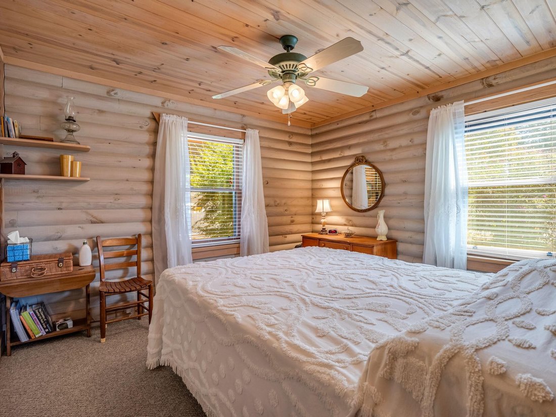 House in Bostic, North Carolina, United States 3 - 19022605