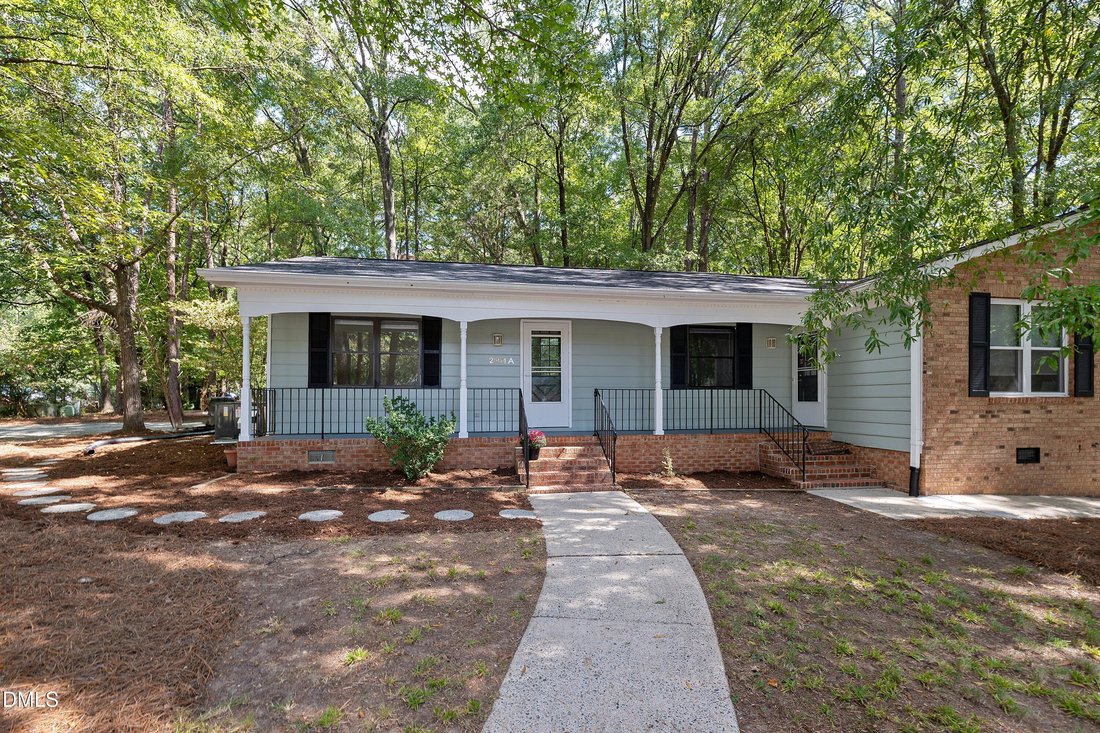House in Chapel Hill, North Carolina, United States 1 - 19027276