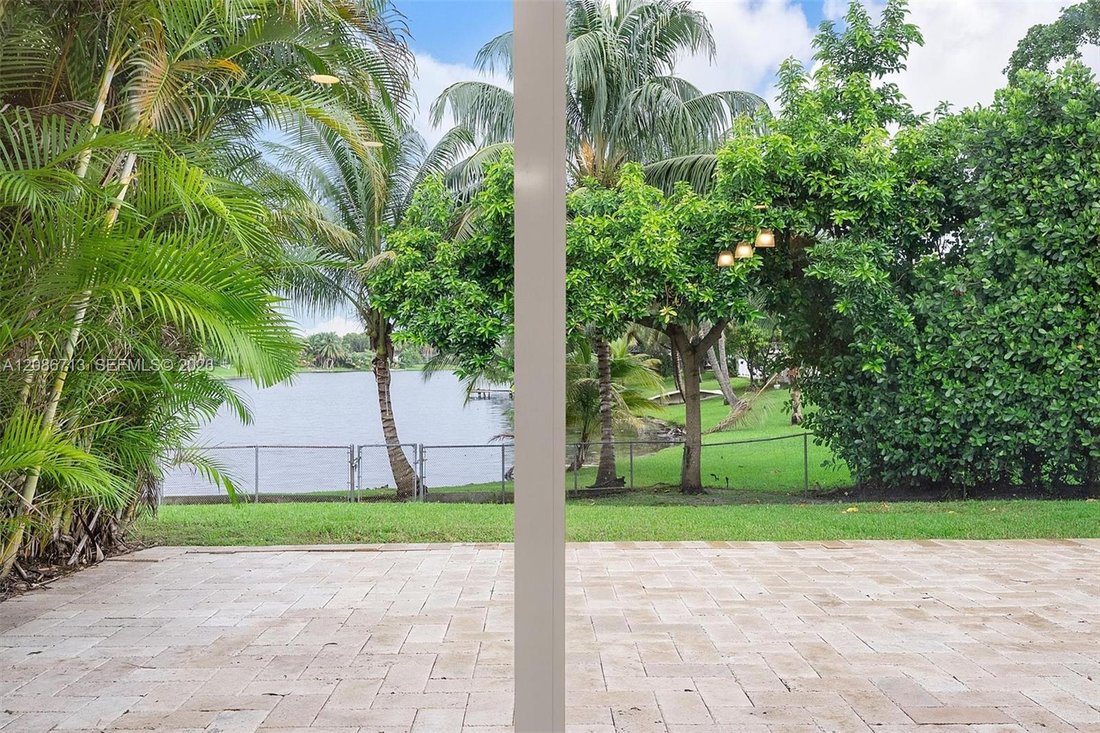 House in Miami Lakes, Florida, United States 2 - 19024973